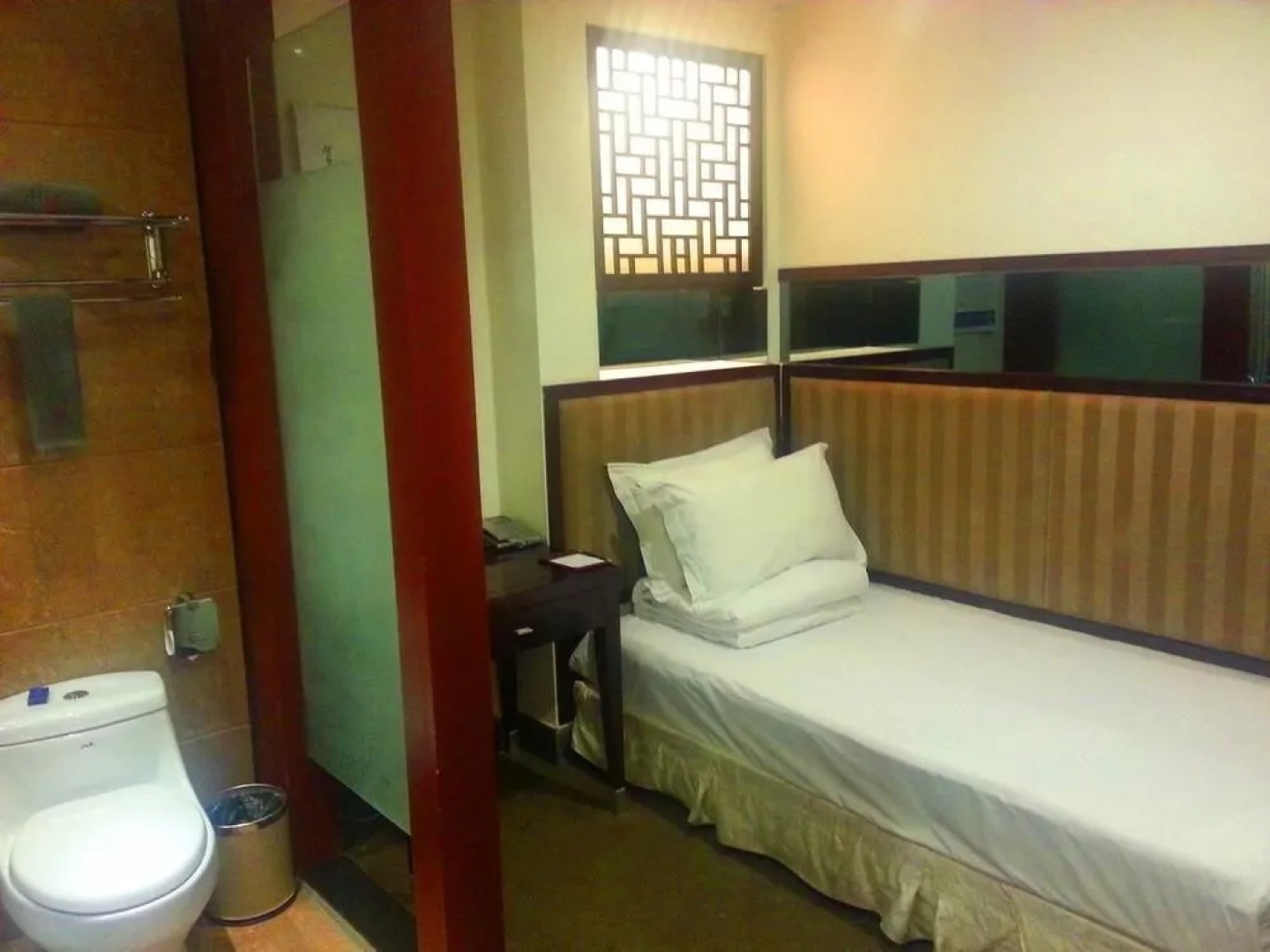 Guizhou Ethnic Hotel - Guiyang