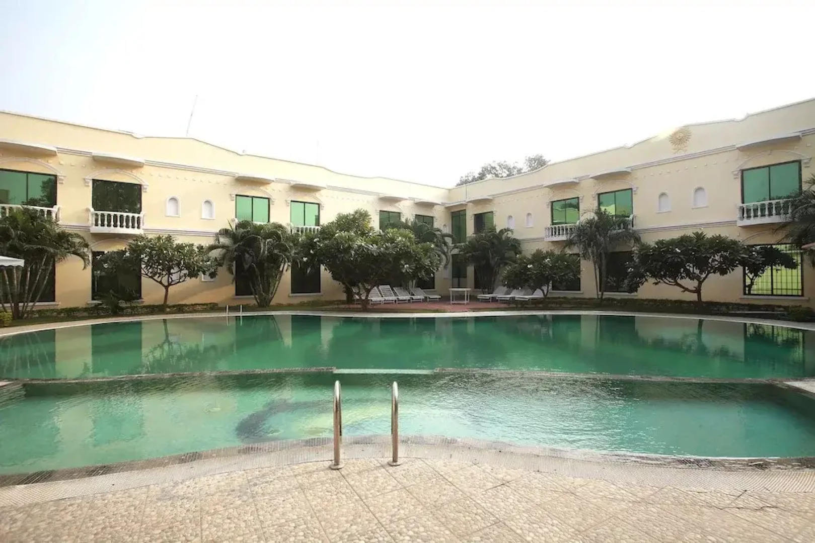 Capital O 699 Hotel Sneha