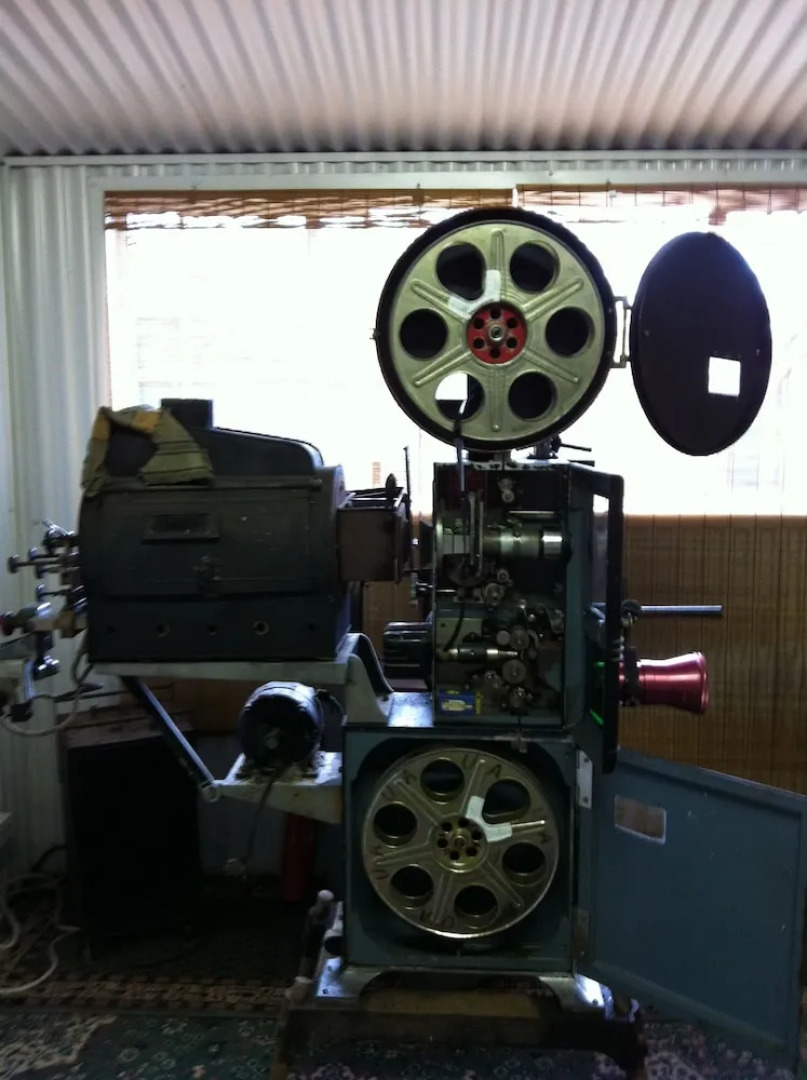 Pemberton Old Picture Theatre Holiday Apartments