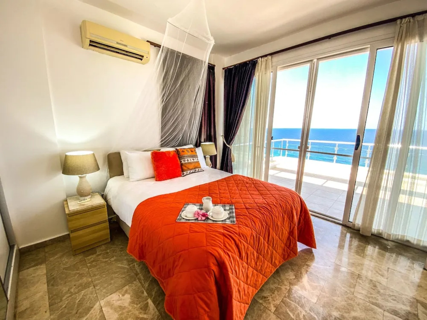 Ocean View Family Villa, Sleeps 2-10, Private Pool, Wifi, Internet Tv & Acs