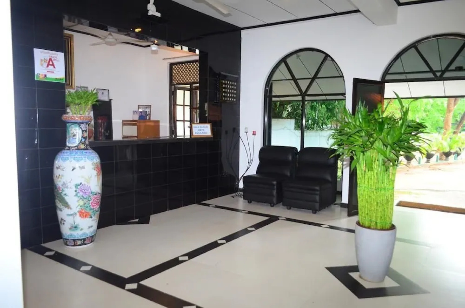 Jayasinghe Holiday Resort