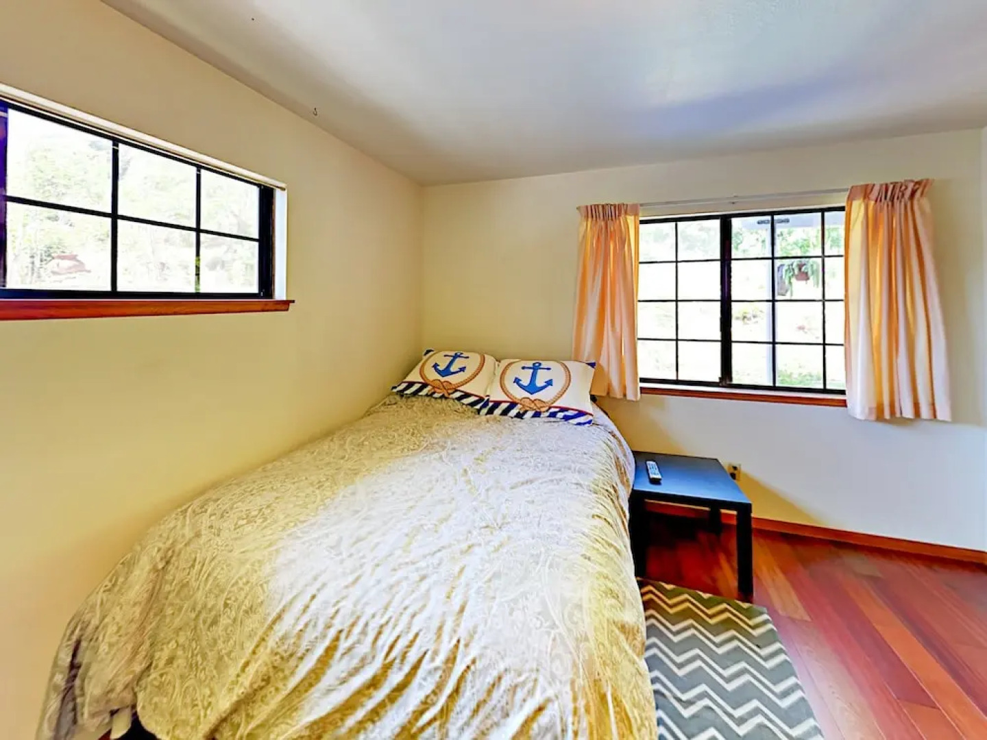 La Conchita Beach 3 Bedrooms 2 Bathrooms Home