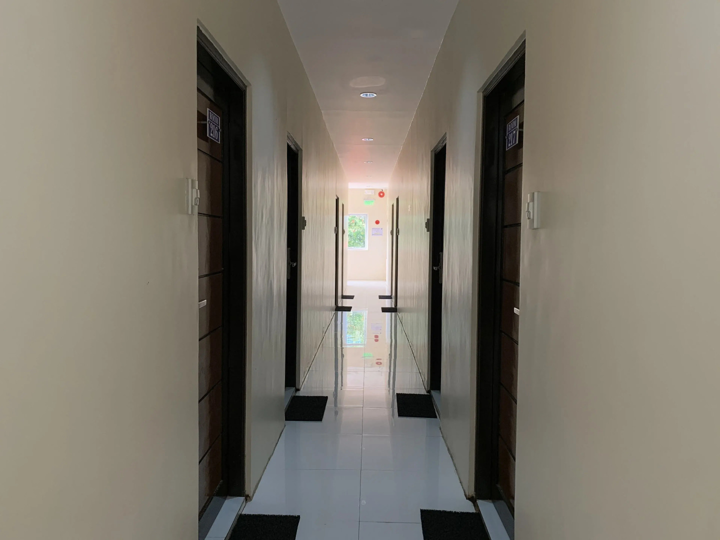 Villa MJ Maristela Beach Resort