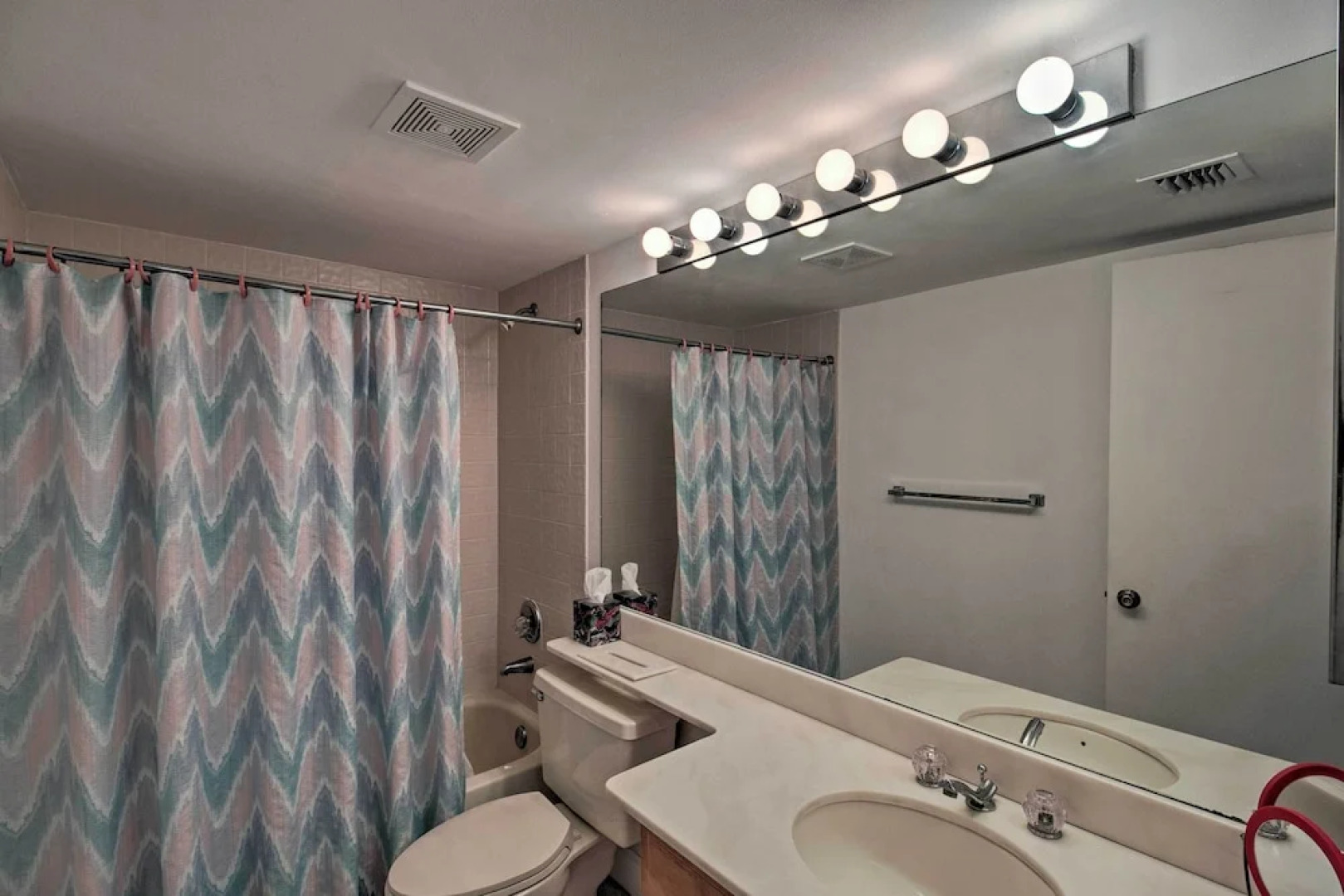 1 Mi to PGA Golf: Retreat w/ Pool in Palm Beach