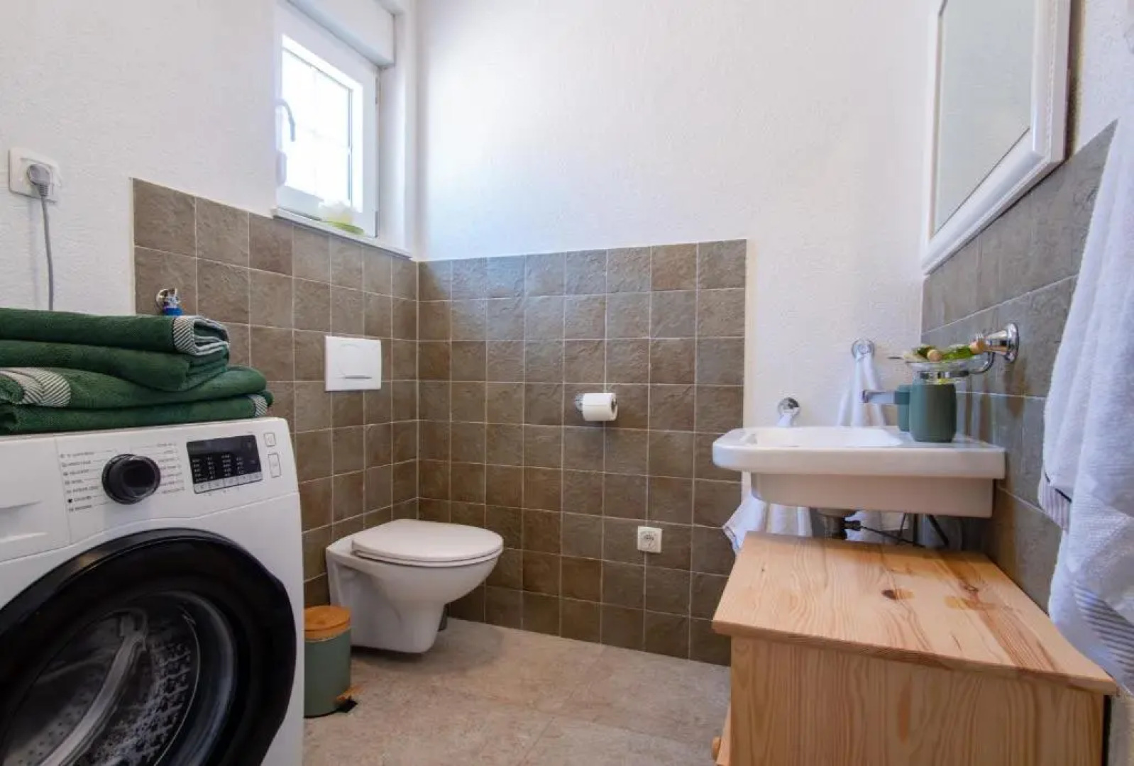 Beautiful house next to the sea