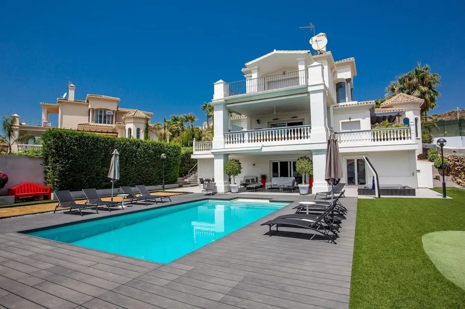 Fantastic Luxury Villa Near Marbella