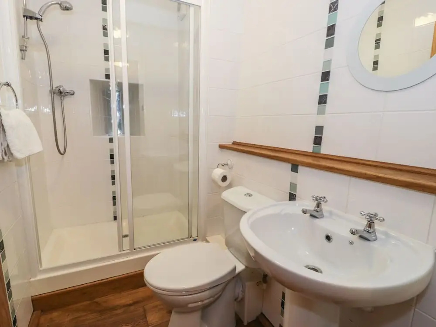 Ty Gwennol at Gilfach Goch