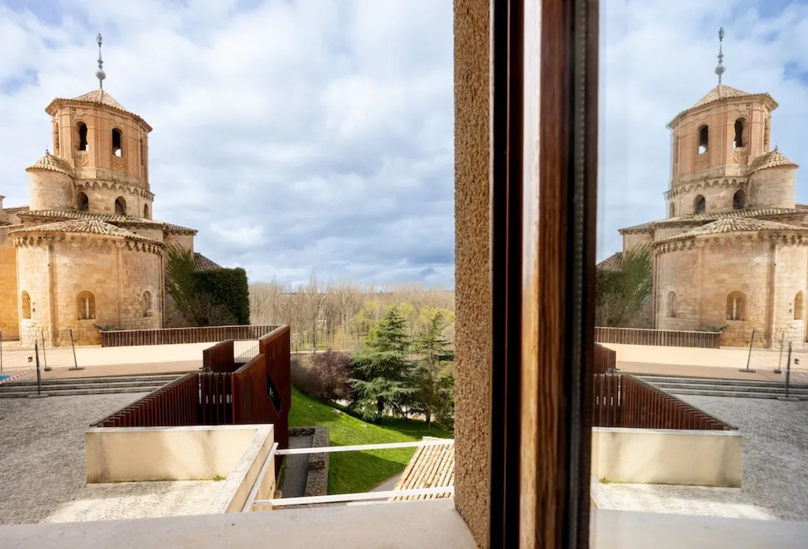 H-A Puerta de la Villa