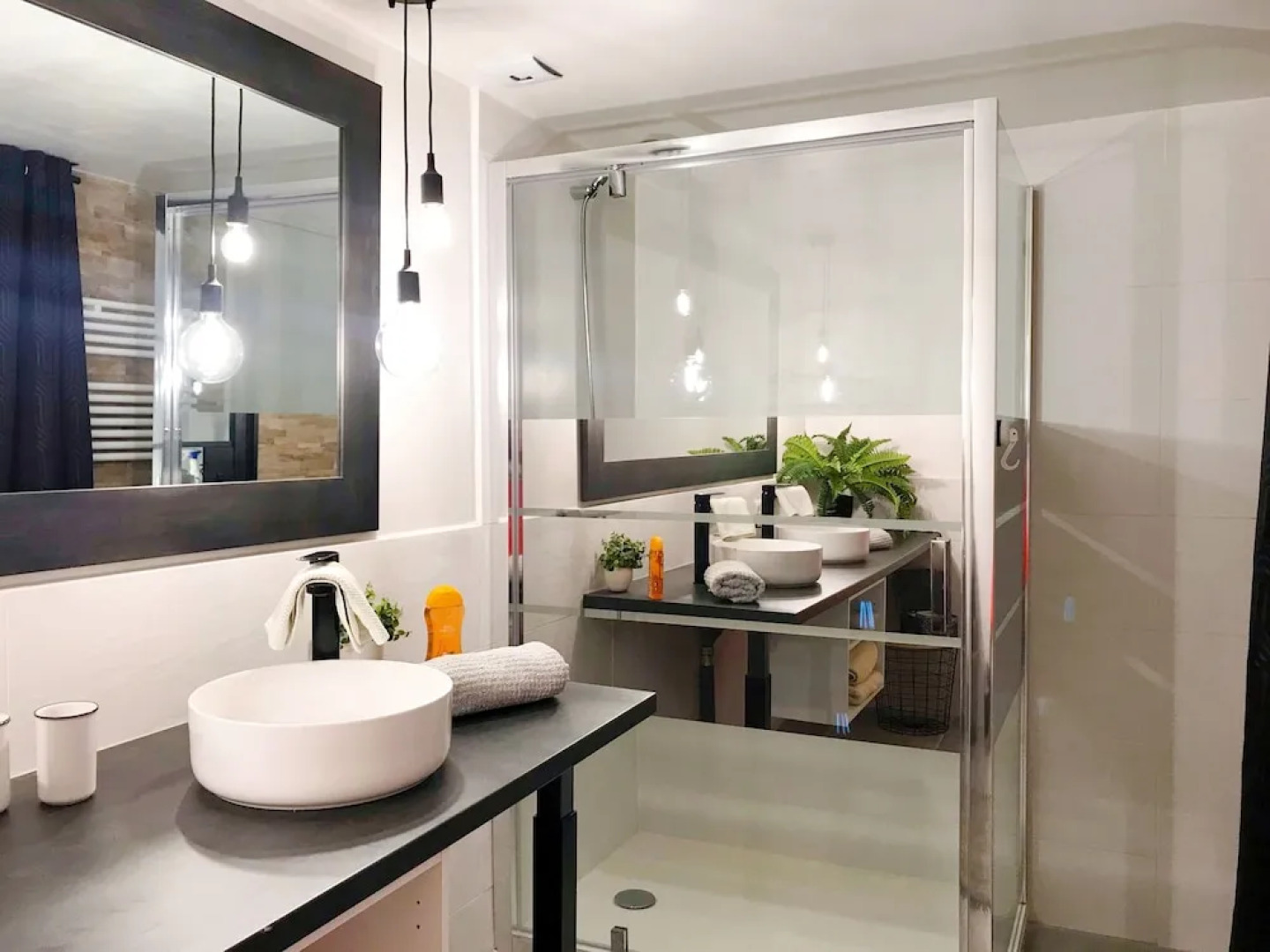 Tipi Lounge and breakfast