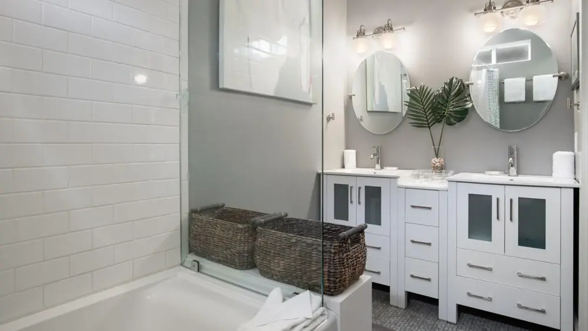 Mermaids and Magnolias