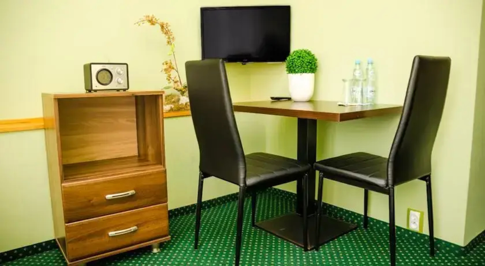 Doby Hotelowe Placebo