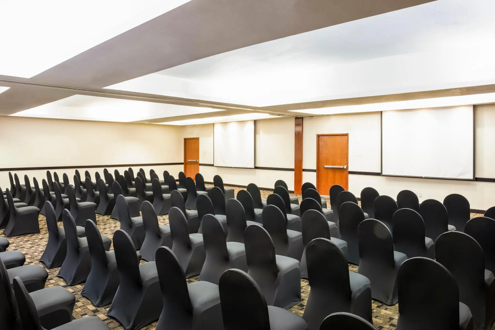 Fiesta Inn Express San Luis Potosí Oriente