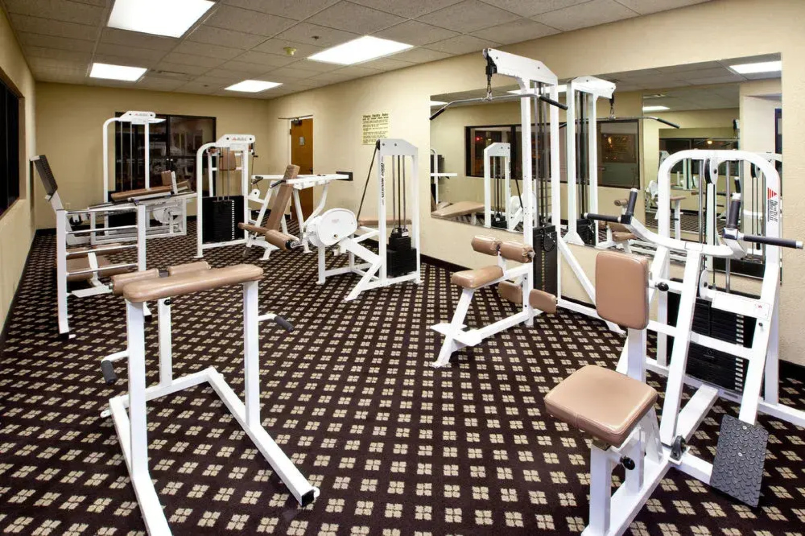 Holiday Inn Hotel & Suites Huntington-Civic Arena