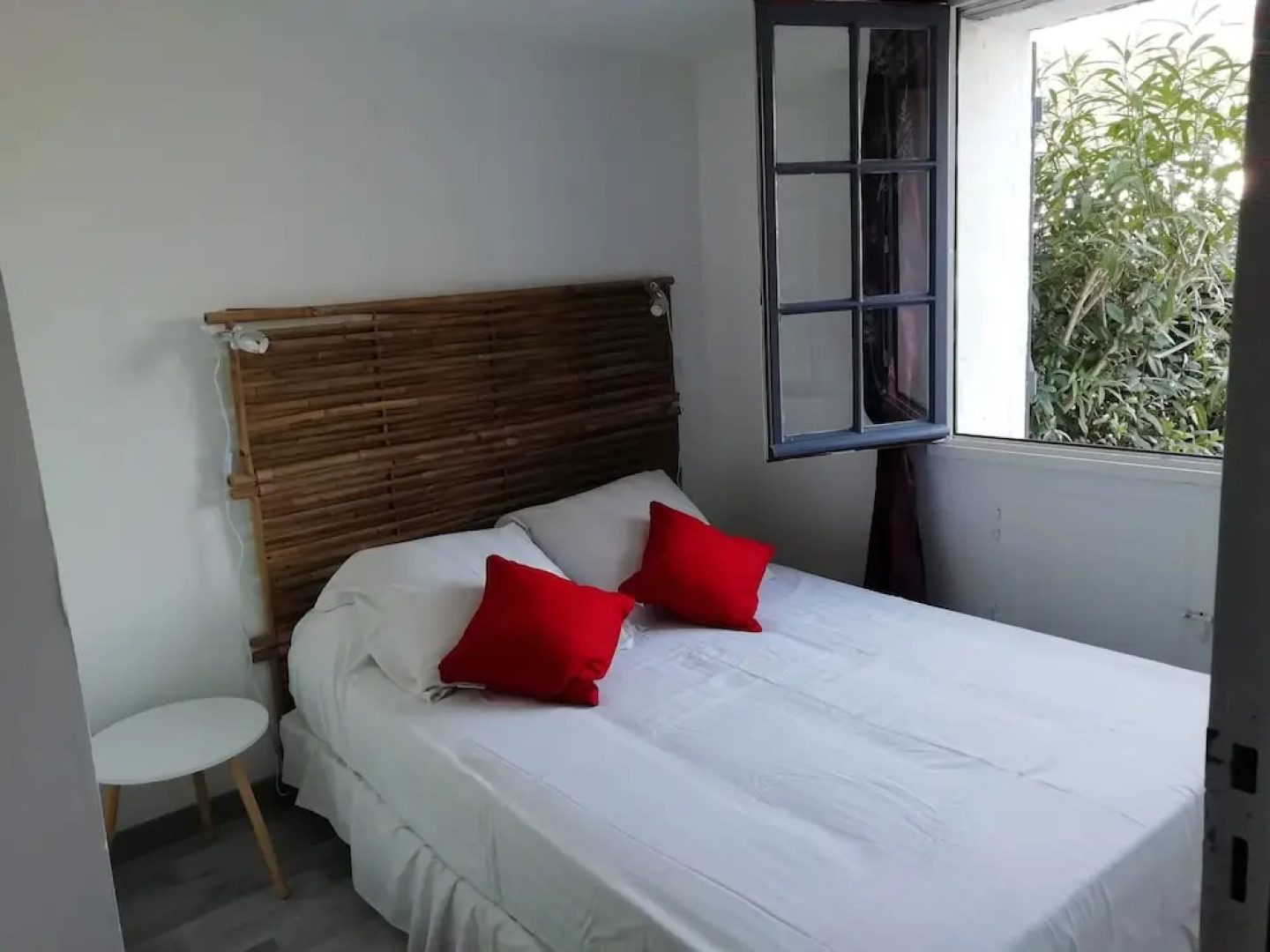 Le Mas Du Bijou Bleu