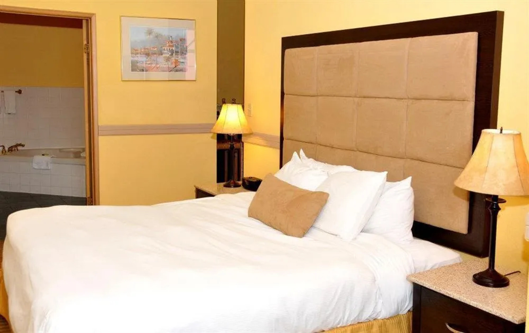 Pacific Inn Resort & Conference Center