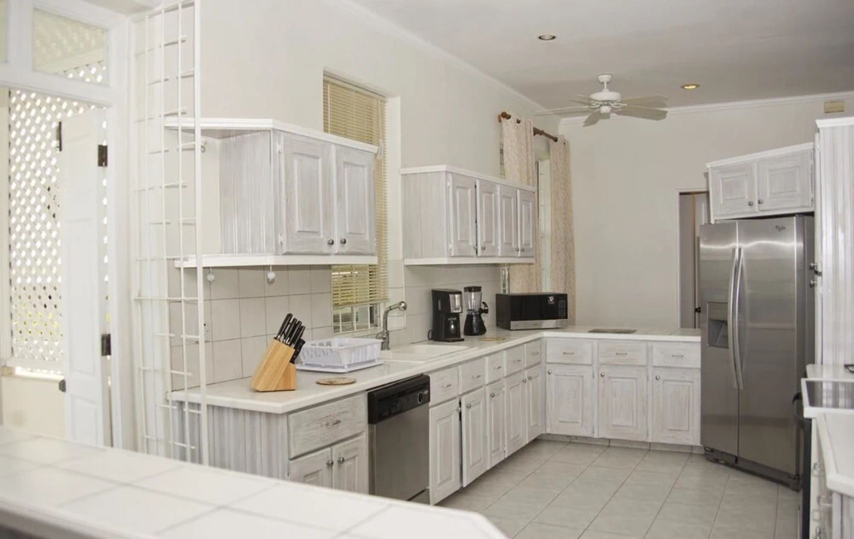 Amazing Beach Front Villa on the South Coast