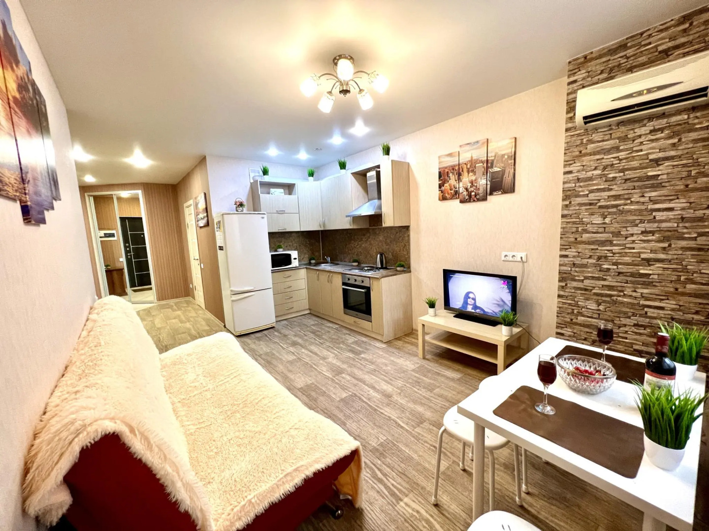 Самарские апартаменты на ул. Советской Армии, д. 238А