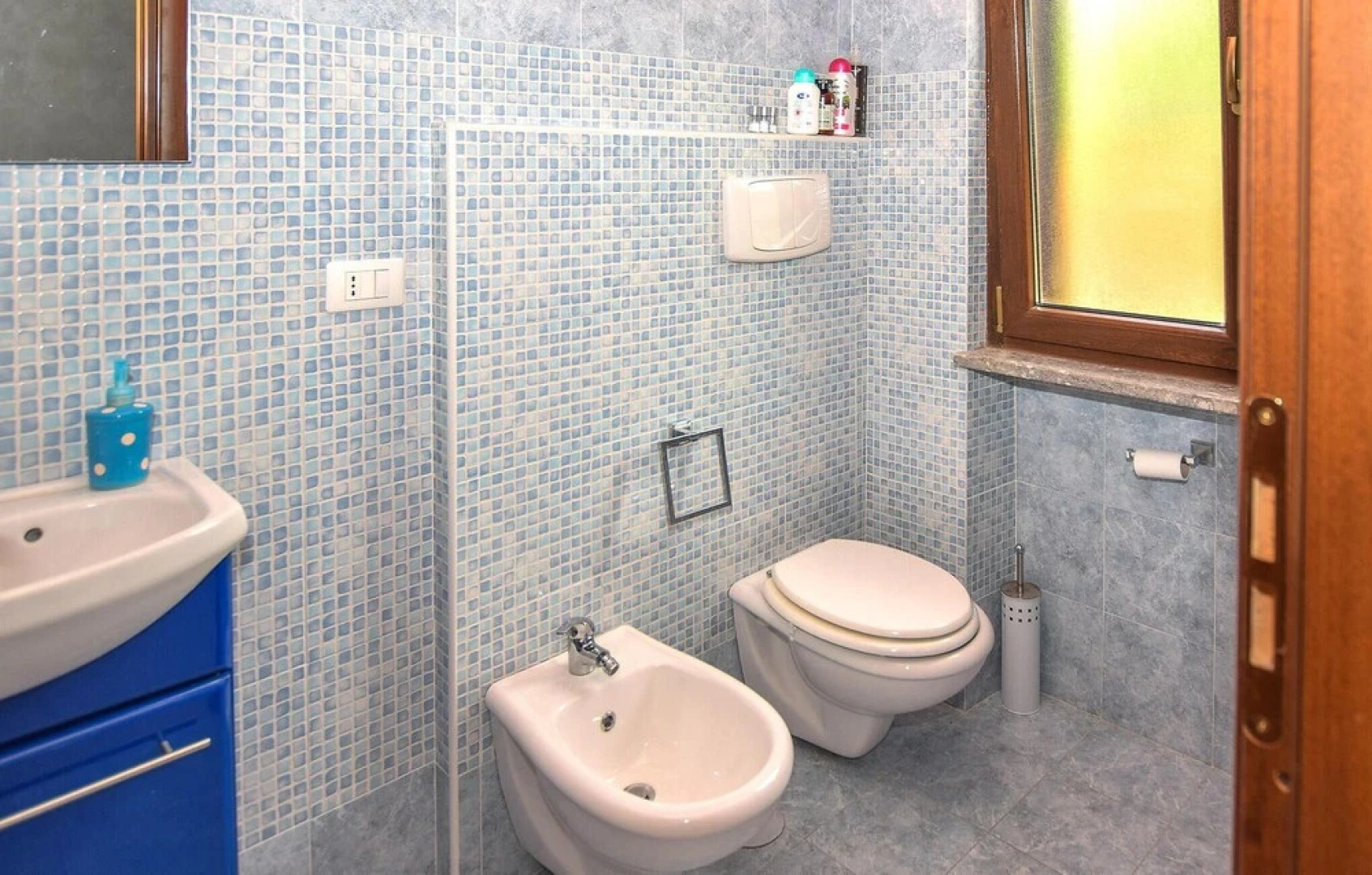 Beautiful Home in Civitavecchia With Sauna, Wifi and 6 Bedrooms