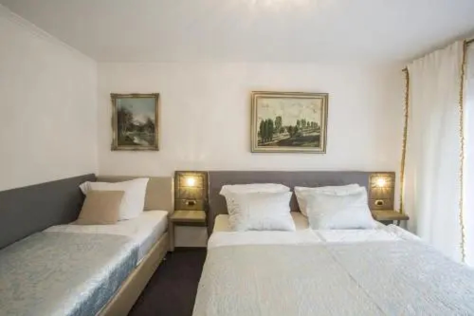 Golden GaPa Penthouse 1