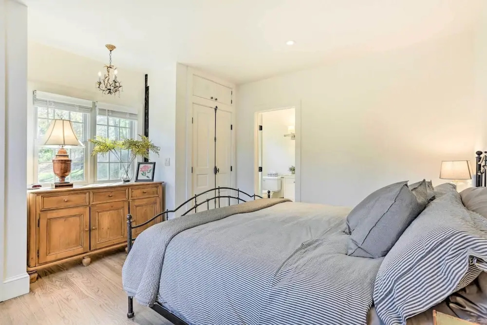 Historic 1800s Cornwall-on-hudson Cottage!