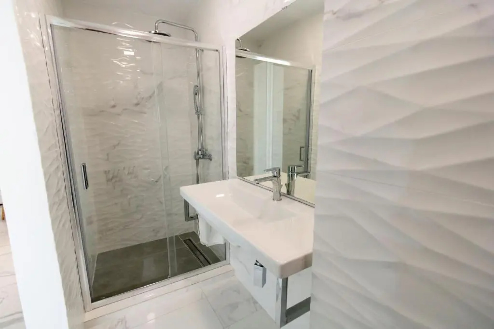 Aria apts 100 m from the beach by MediterraneanVillas