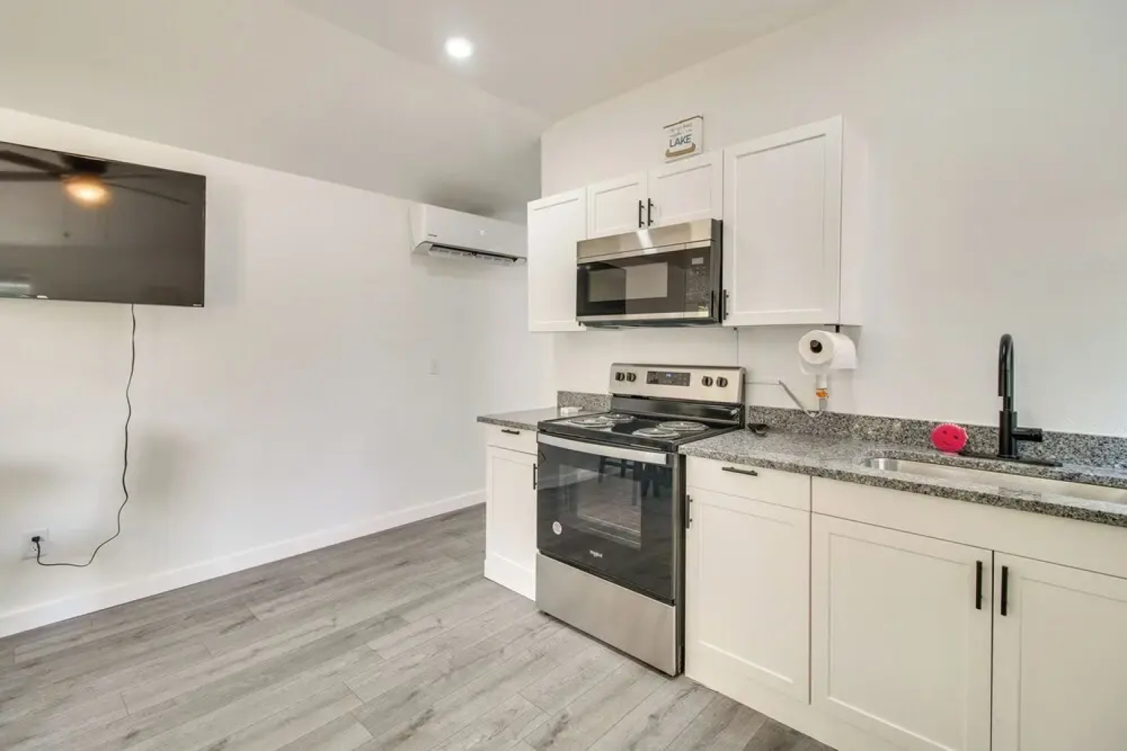 Grove Cabin - Walk to Grand Lake o' the Cherokees!