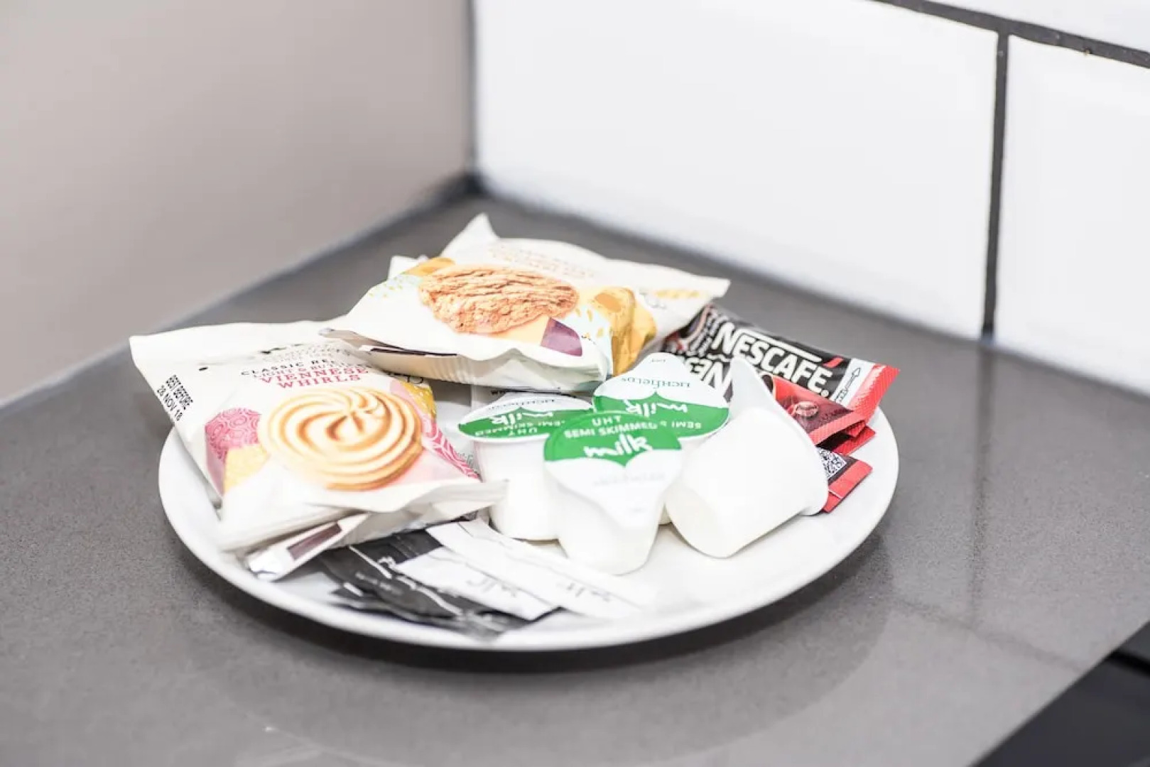 City Stay Apartments - Platform