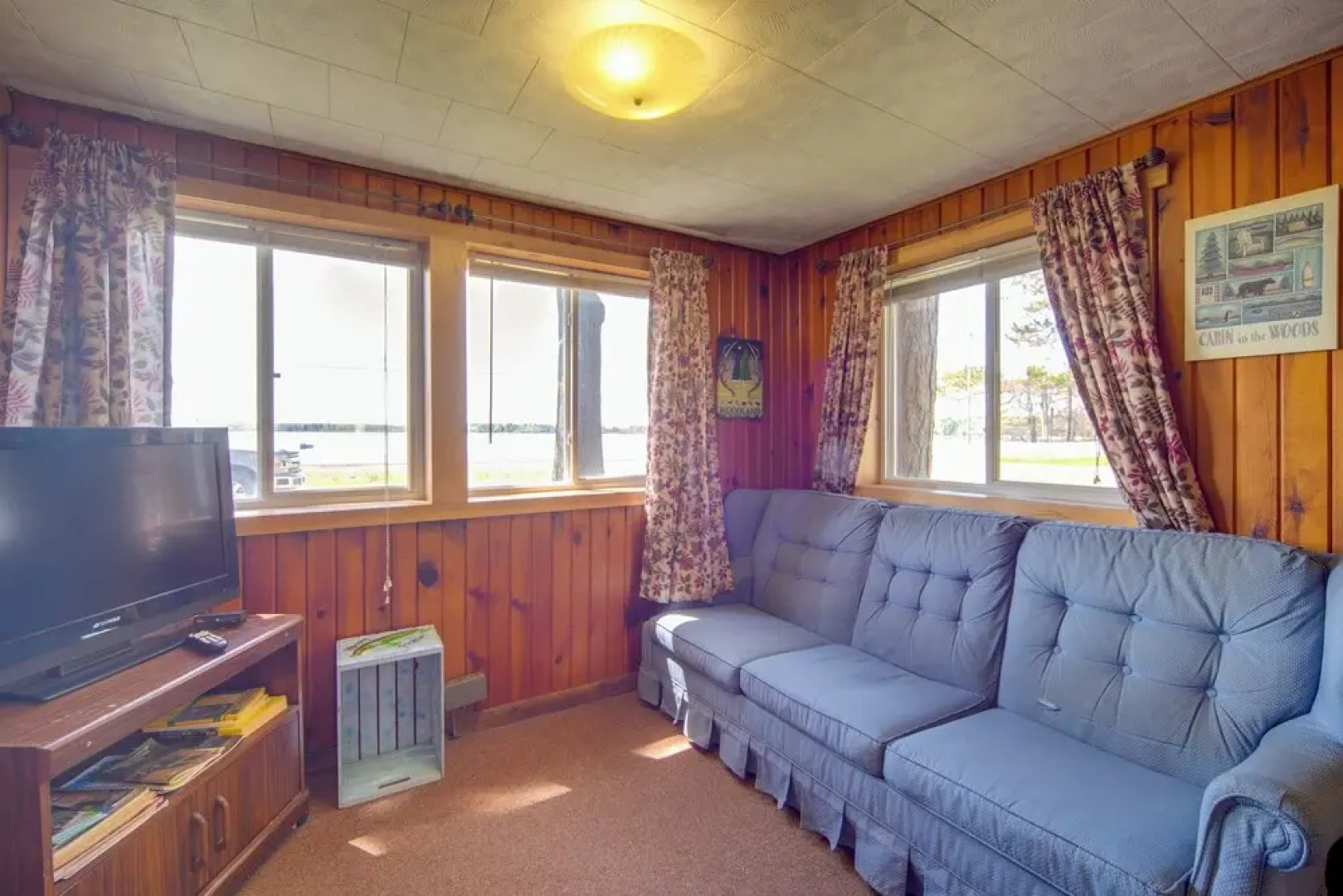 Convenient Cabin w/ Access to 3 Boat Docks!