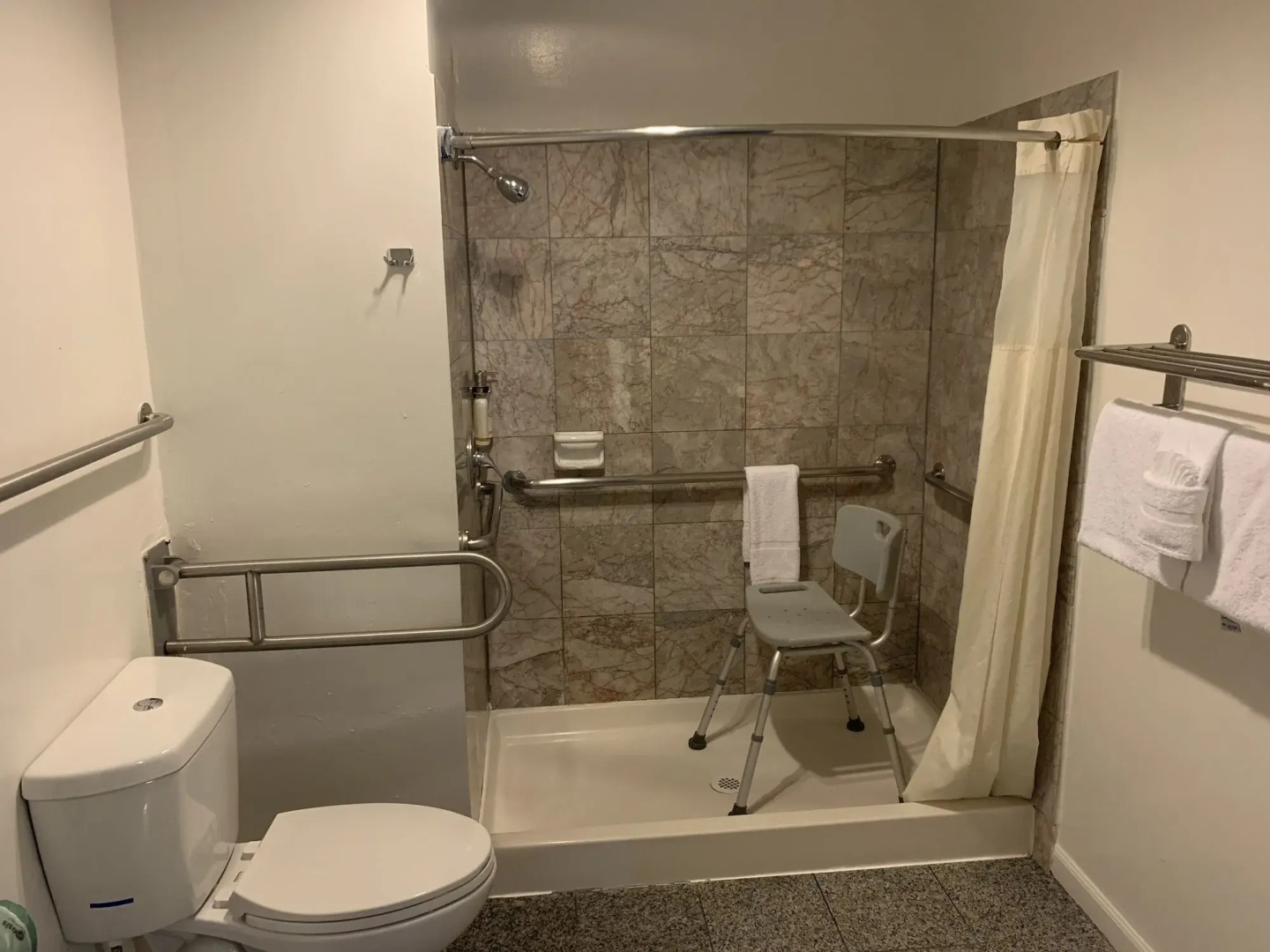 Stargazer Inn and Suites