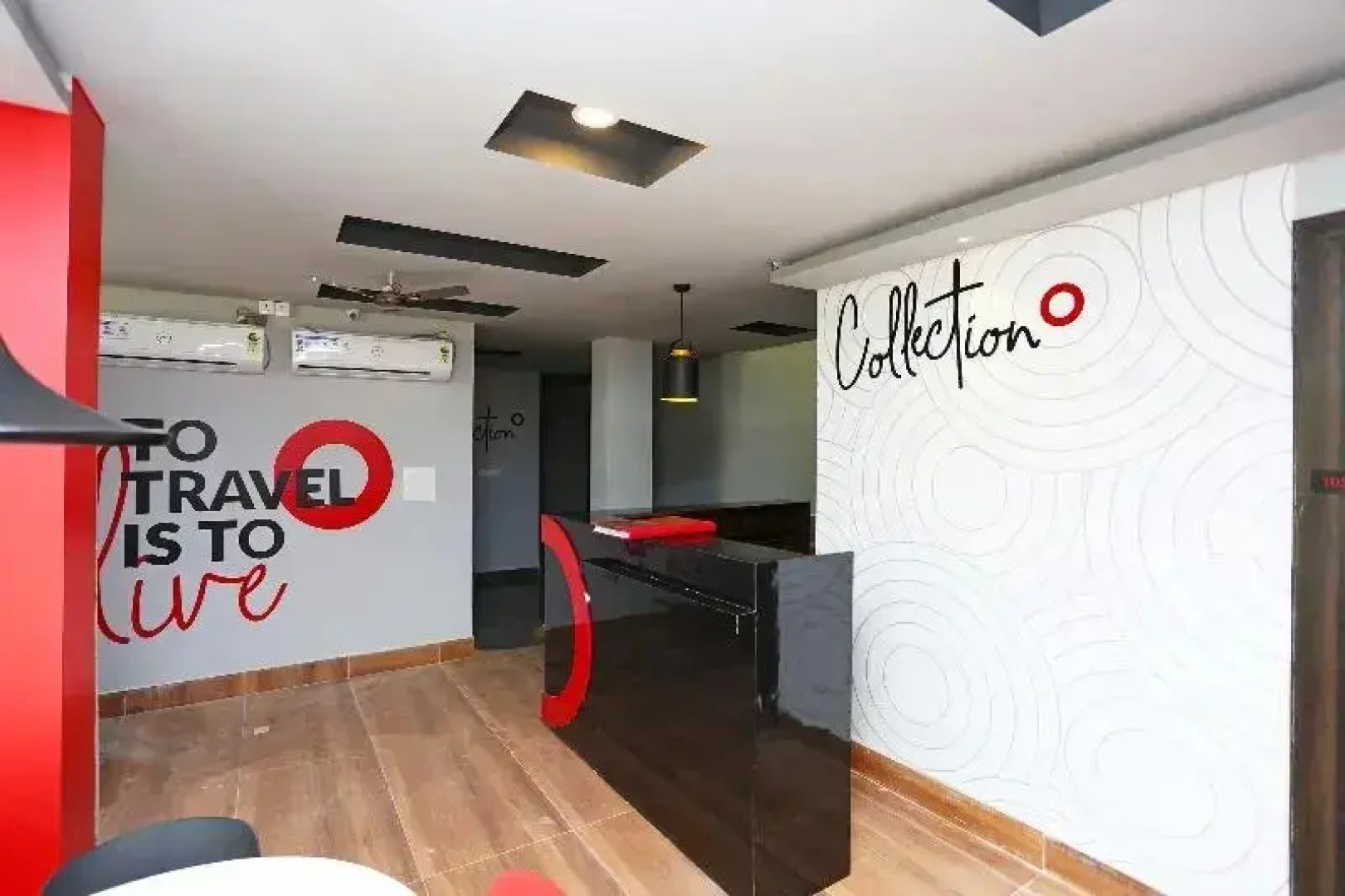 Hotel Bhinna Sakala by OYO Rooms