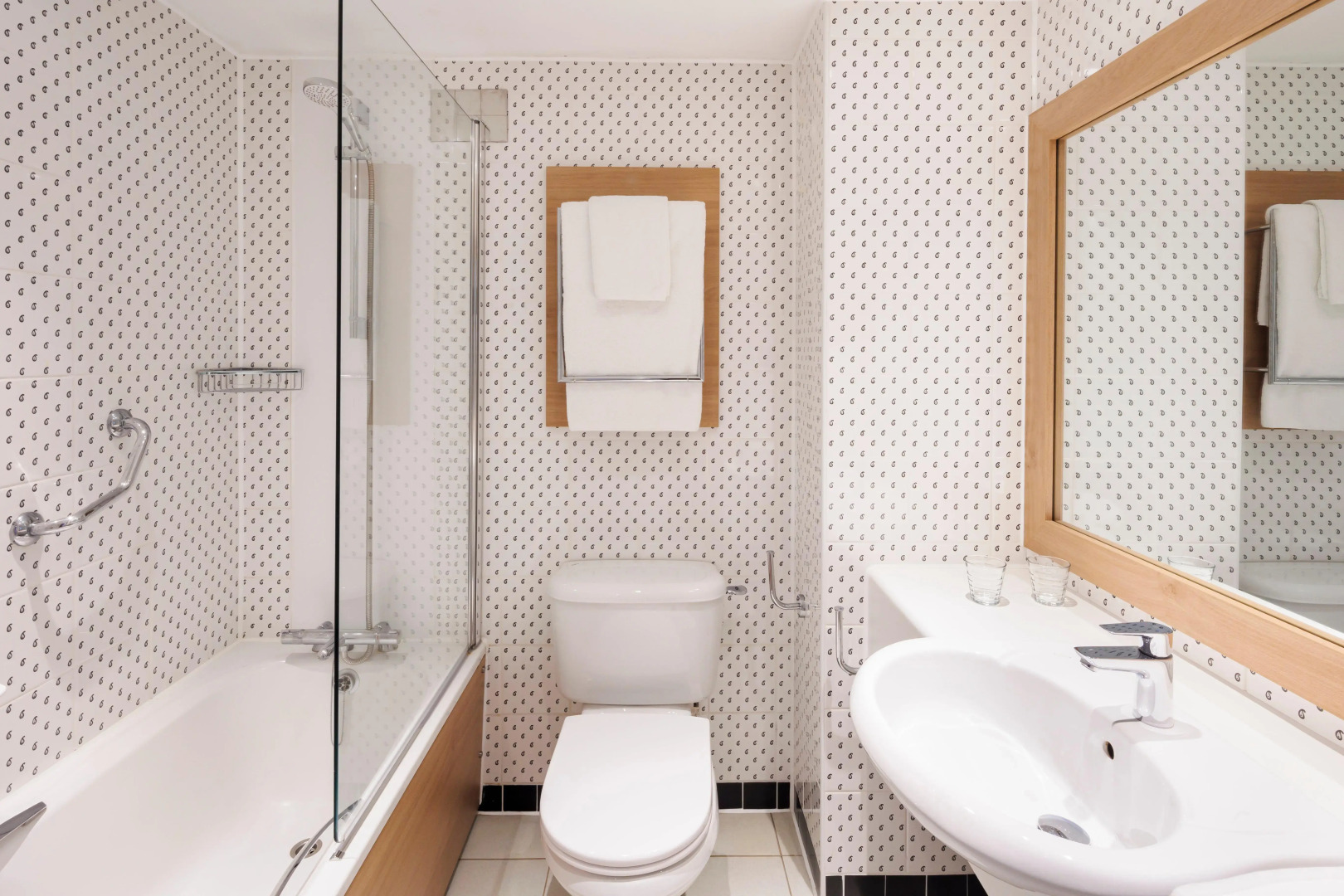 Holiday Inn London-Gatwick Airport by IHG