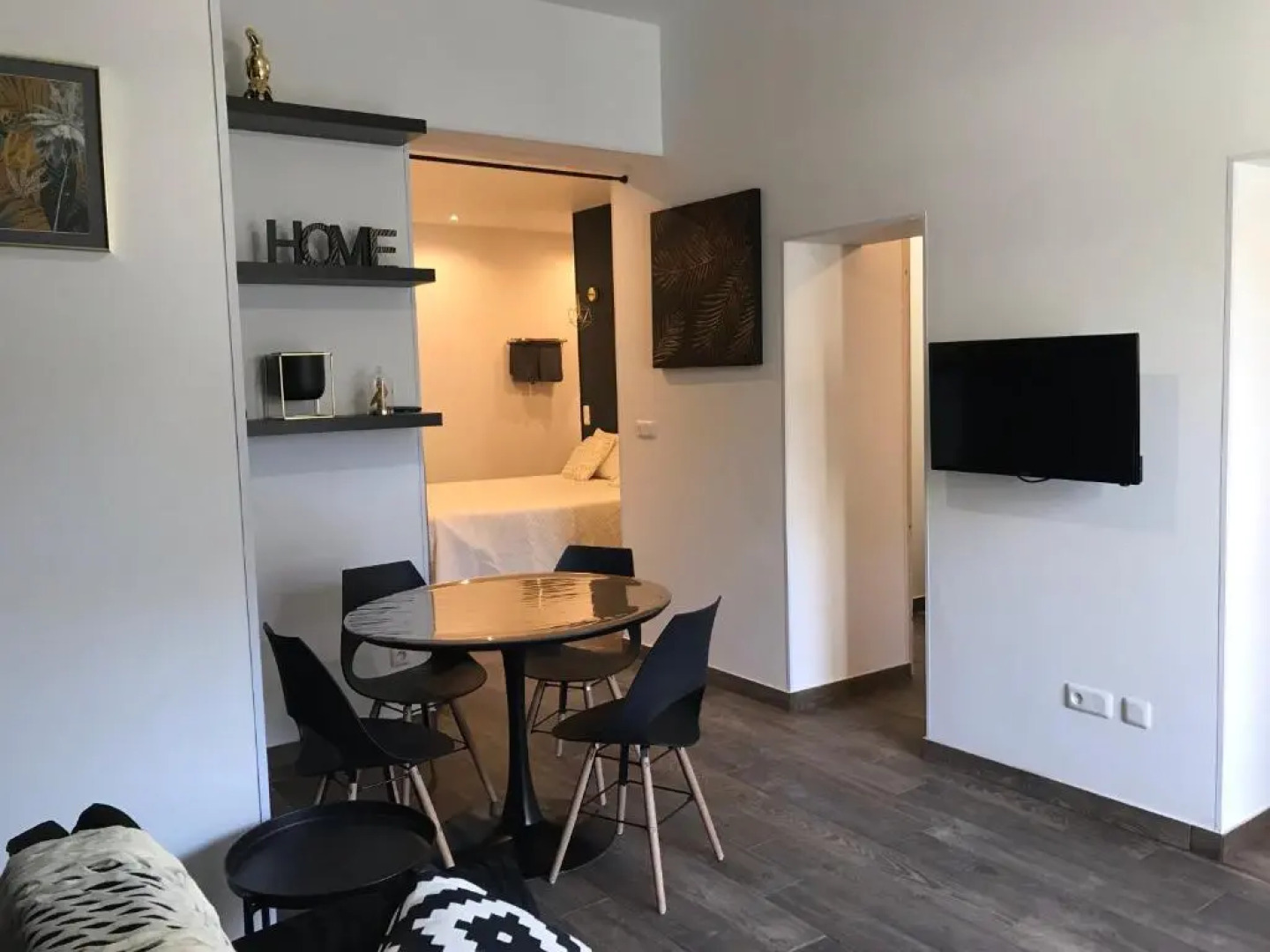 A CASA CORBAIA 2 pièces 40 m2 Chambre, salon, cuisine, jardin privatif, parking proche centre ville et mer