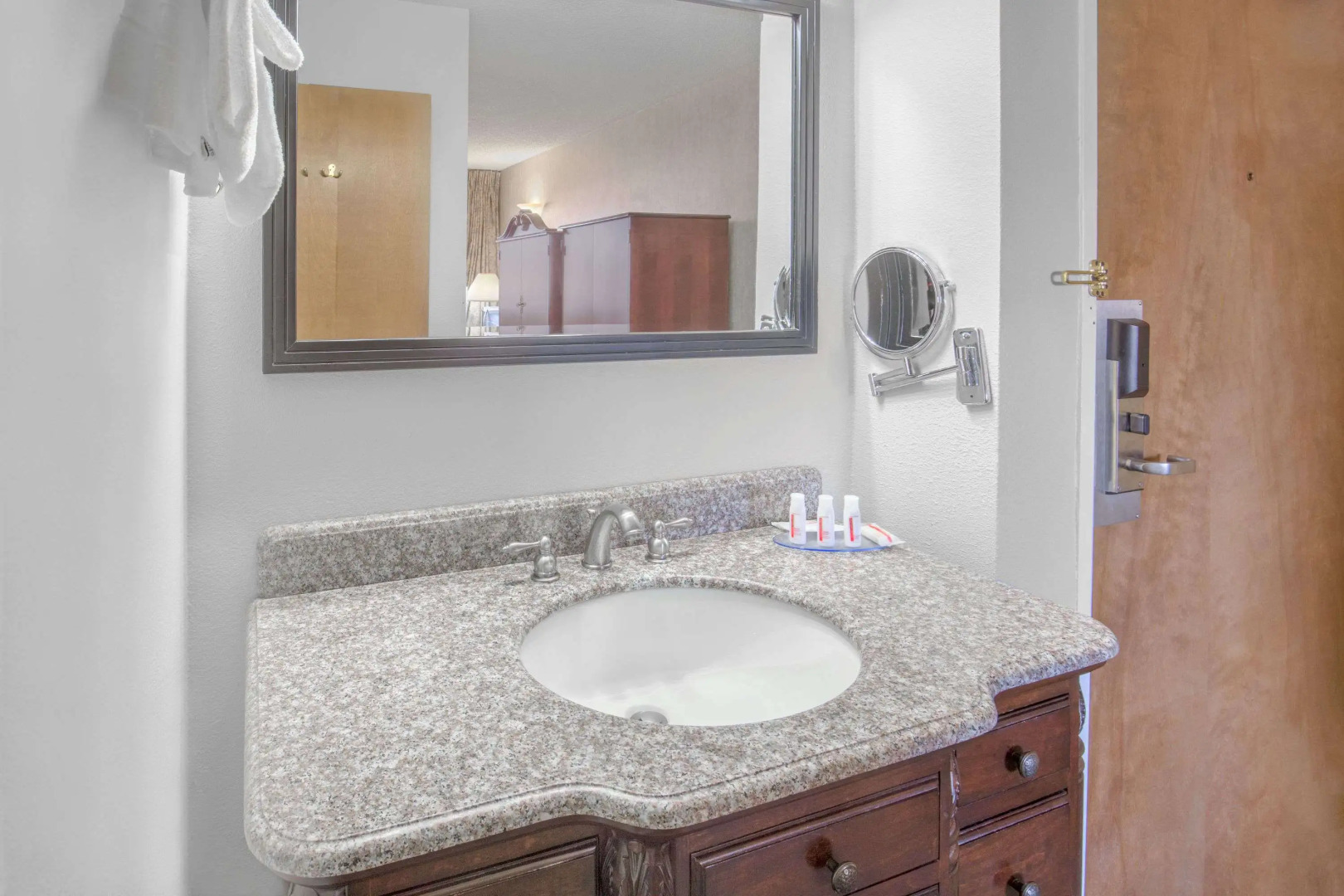 Days Inn by Wyndham Eureka CA