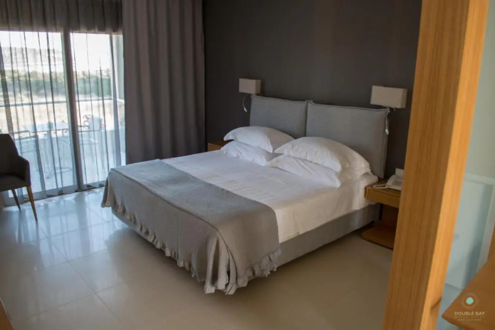 Double Bay Beach Hotel