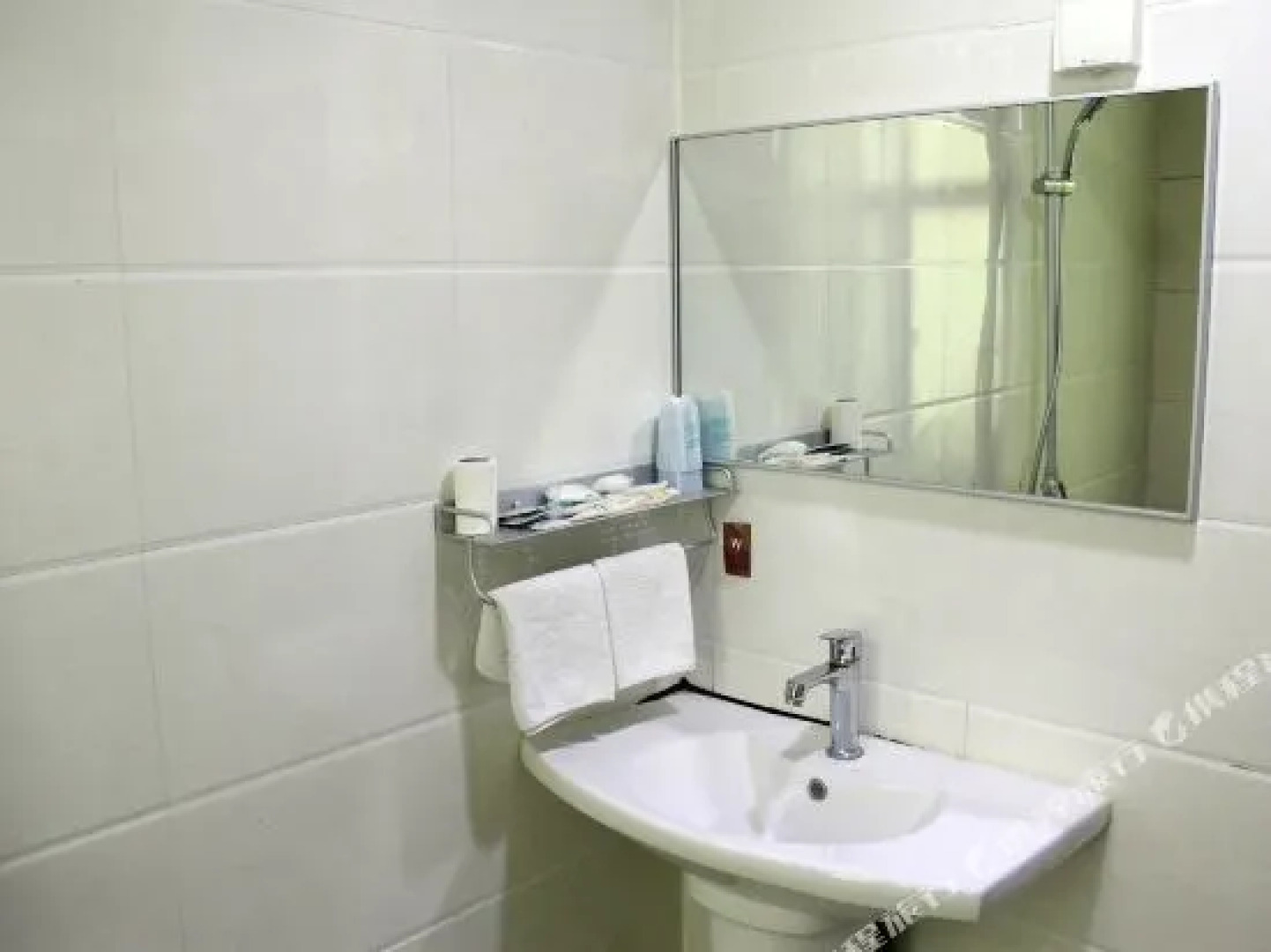 Jining Qinghua Hotel