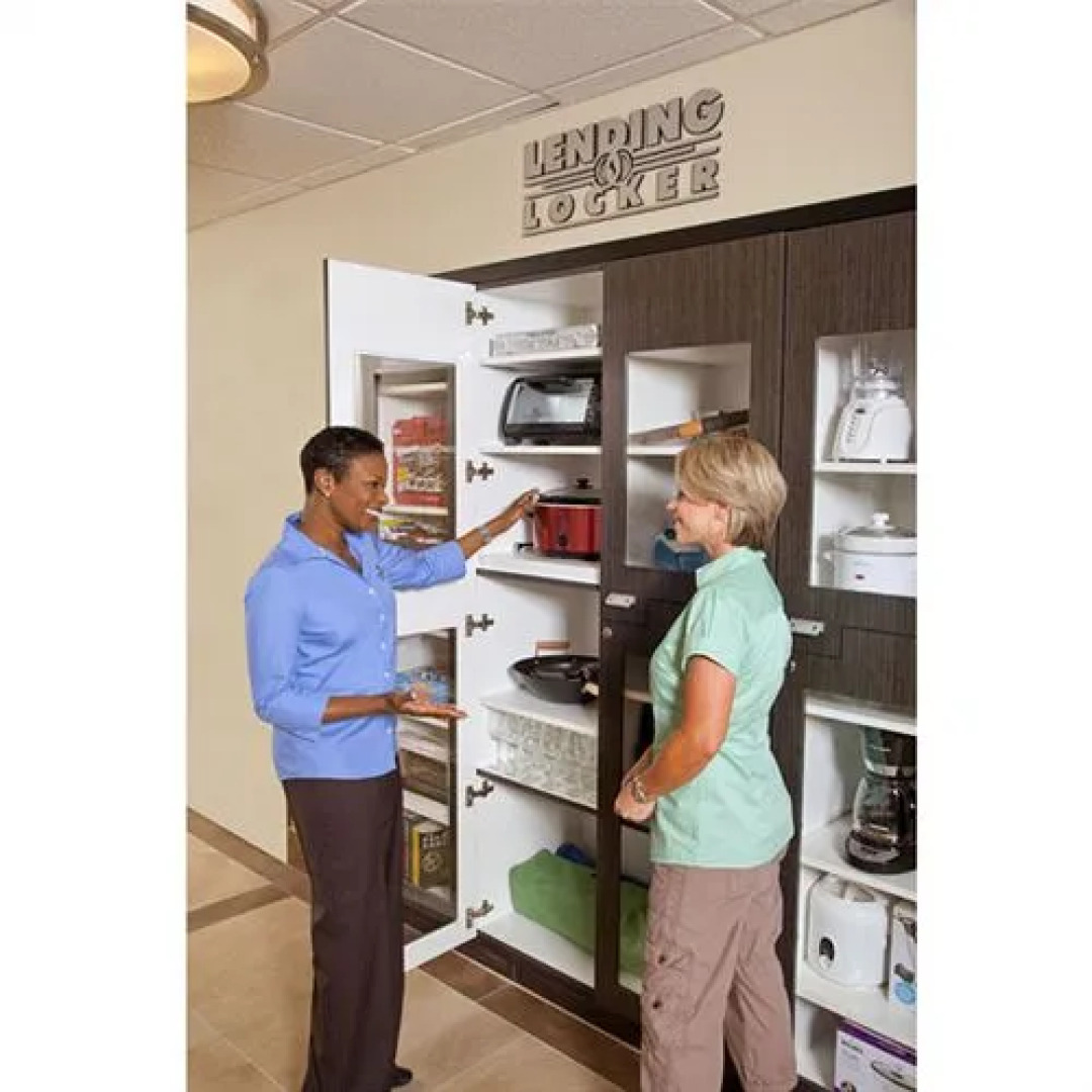 Candlewood Suites South Bend Airport