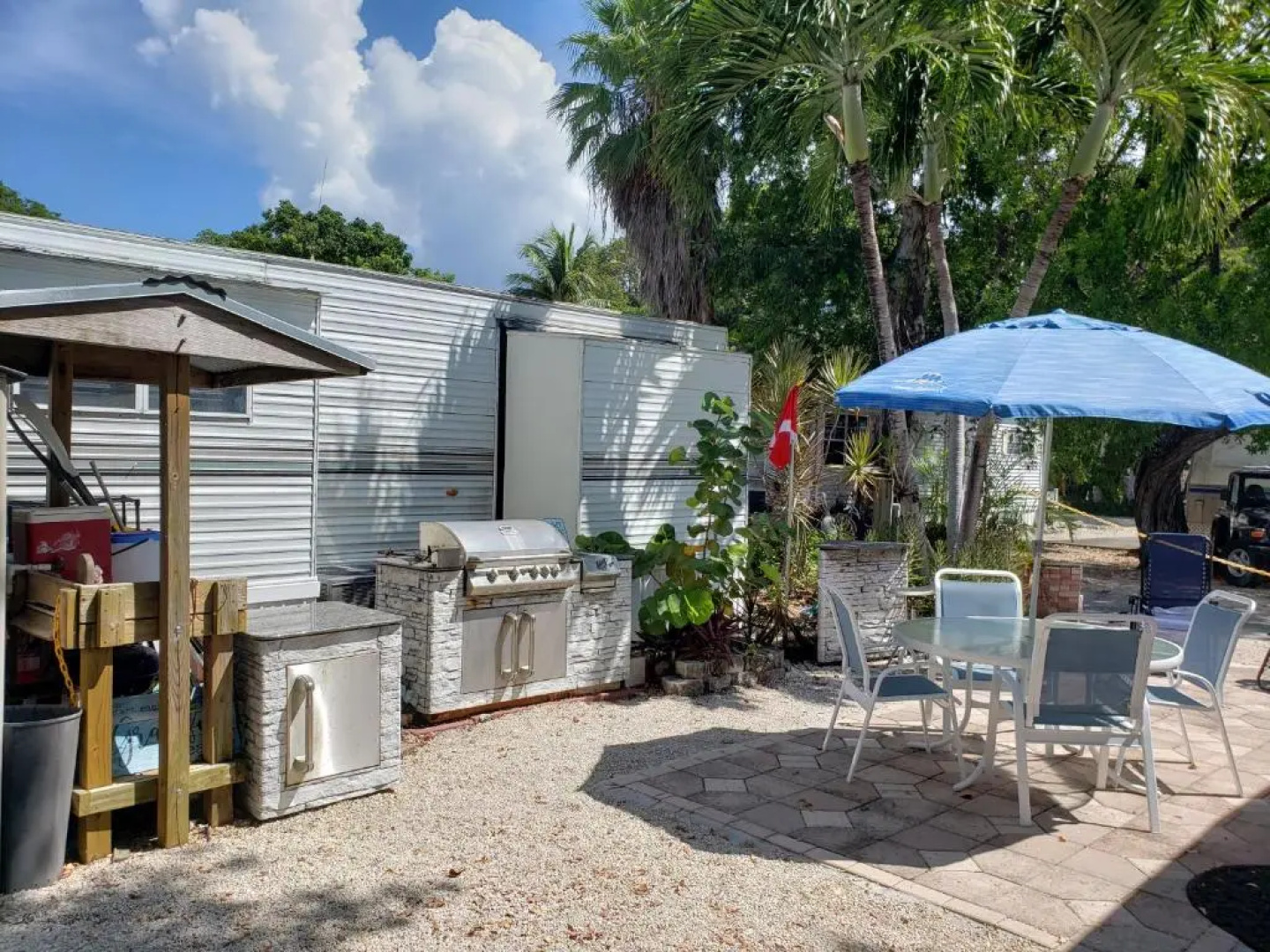 Tiny House RV, Kayak