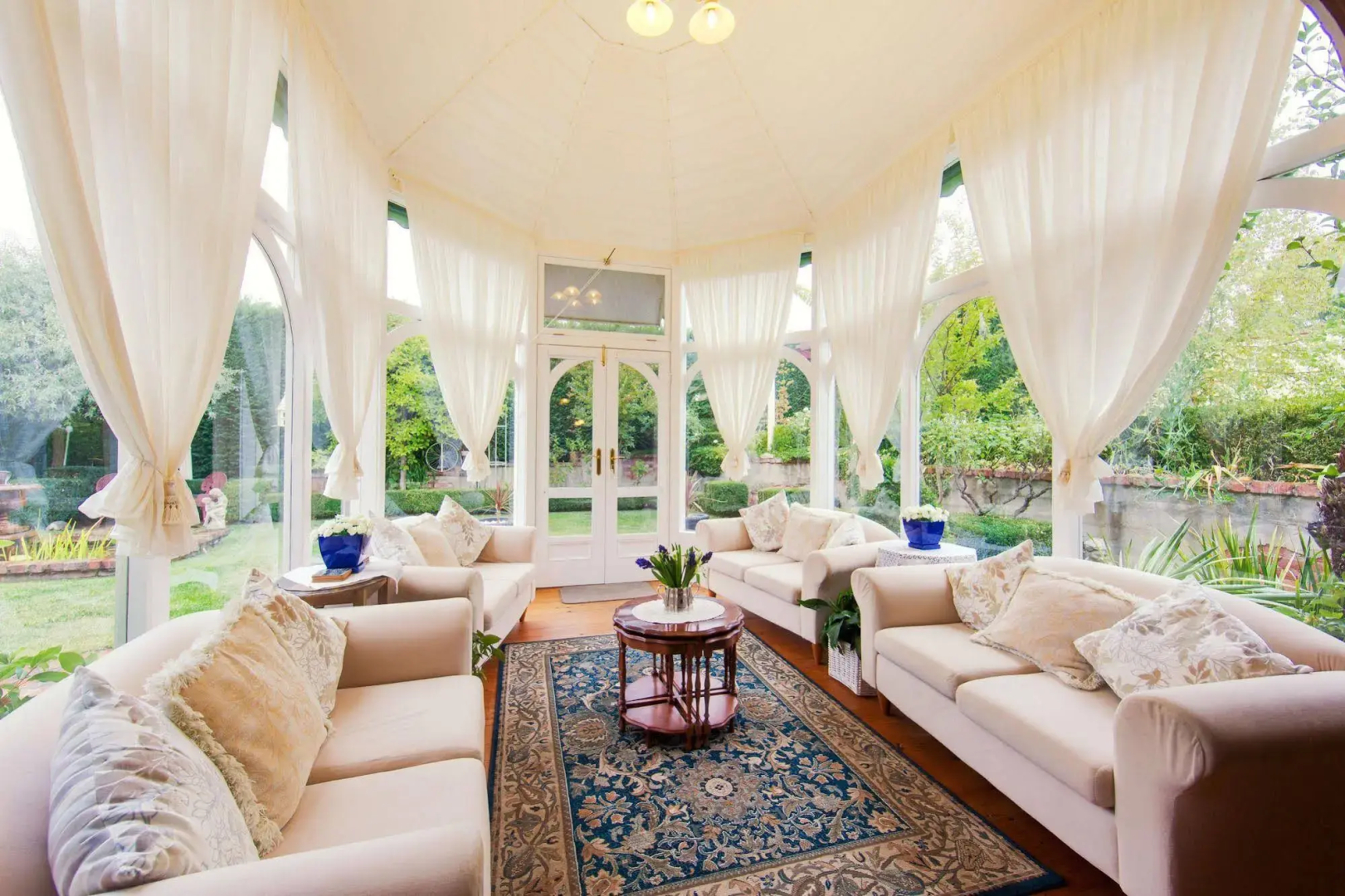 Barnsley House Bed and Breakfast