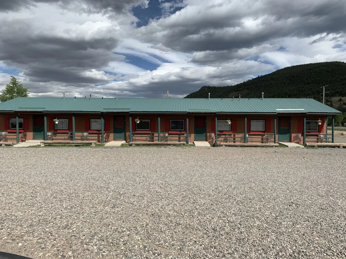 South Fork Lodge & RV Park