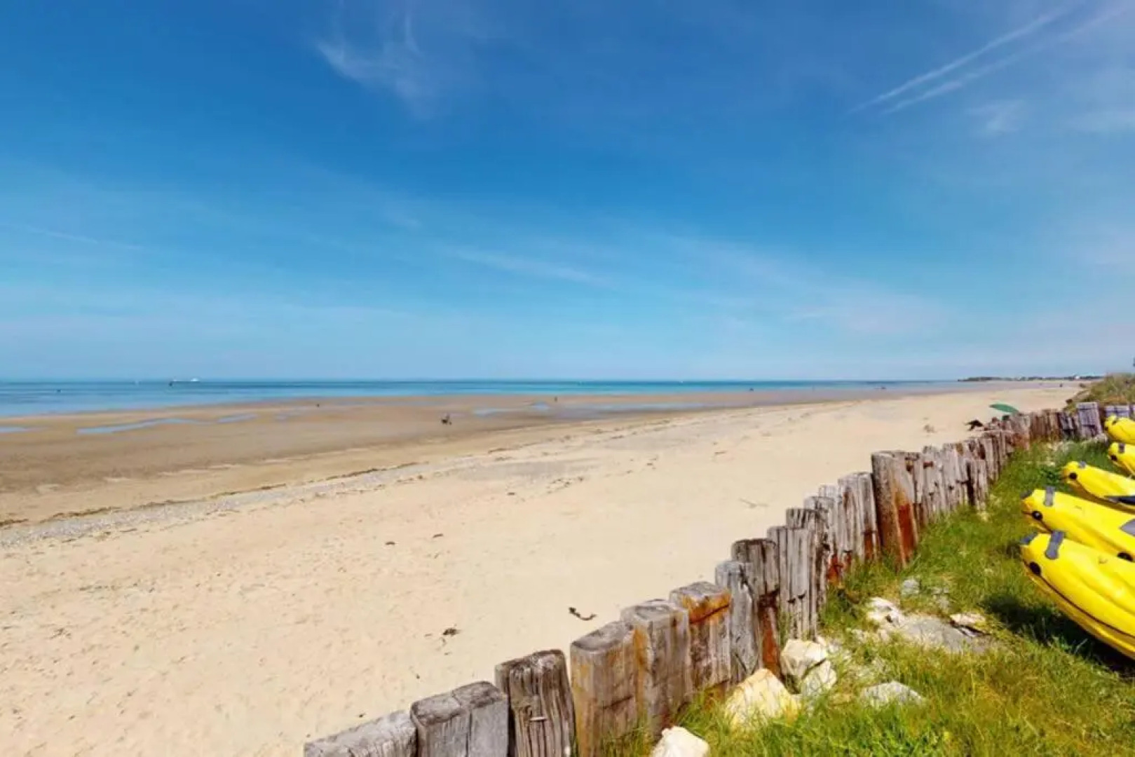 Le Vieux Colombier, 4 étoiles Face mer SPA OPTION billard accès plage, société La clef decamp