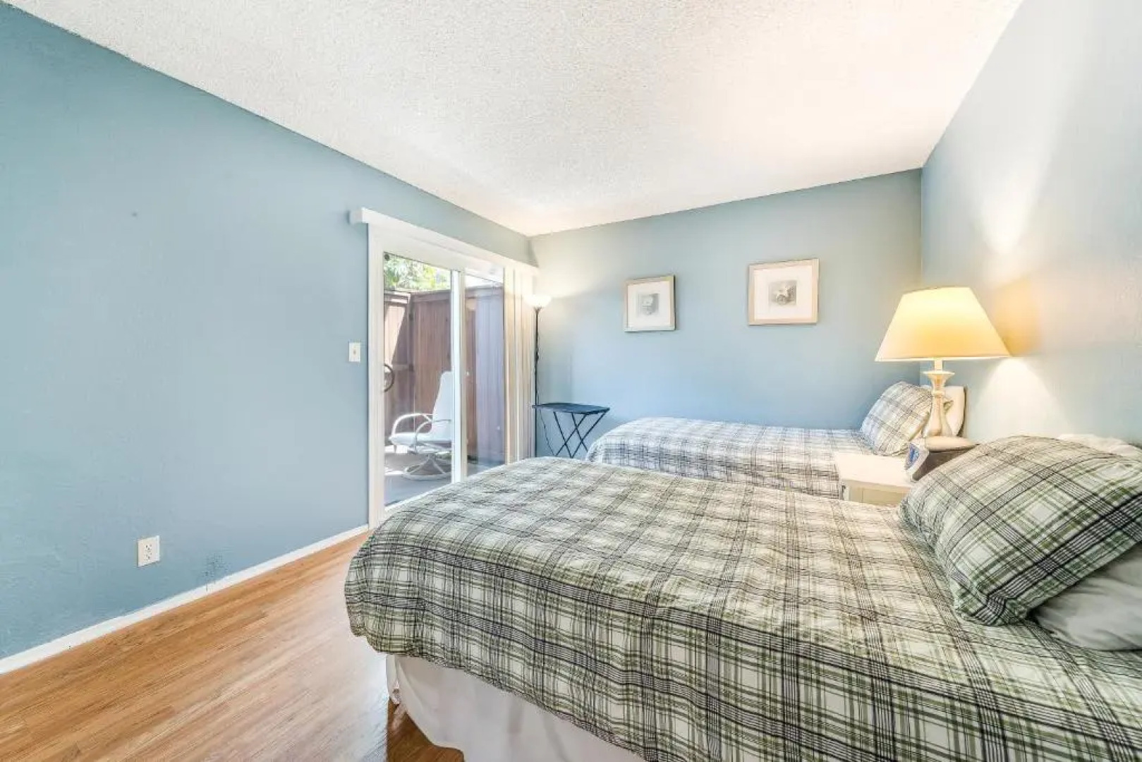 22 Huntington St. 2bdr