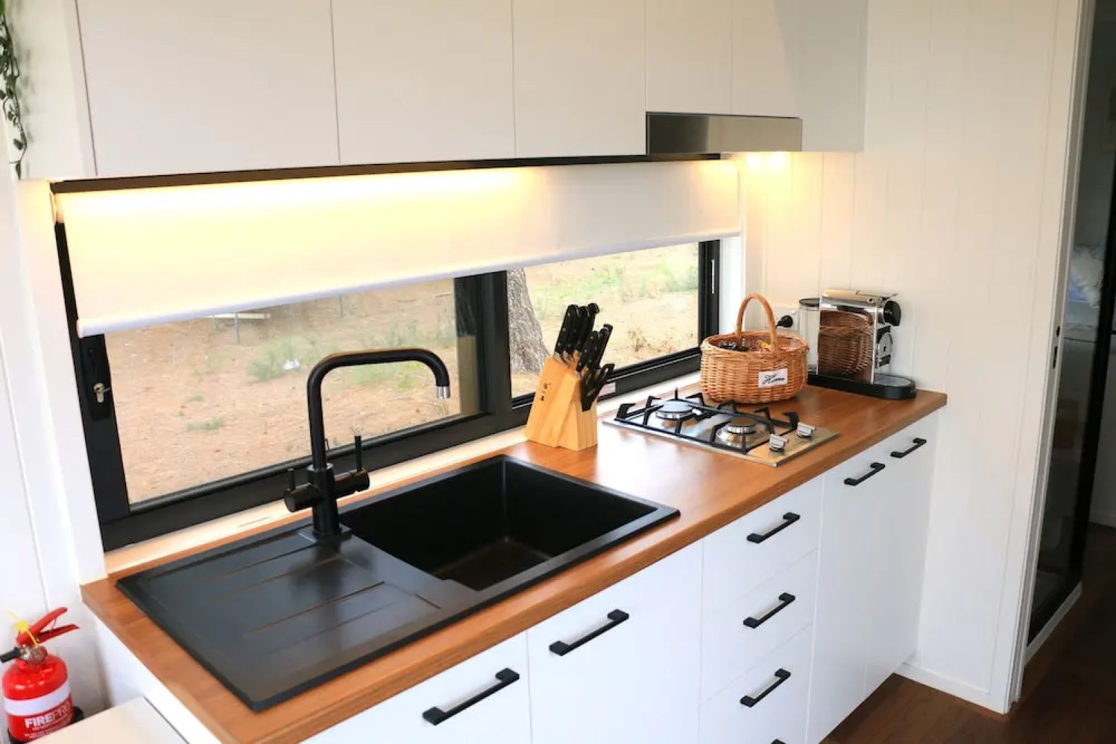 The Pink Lake Tiny House - 'peony'