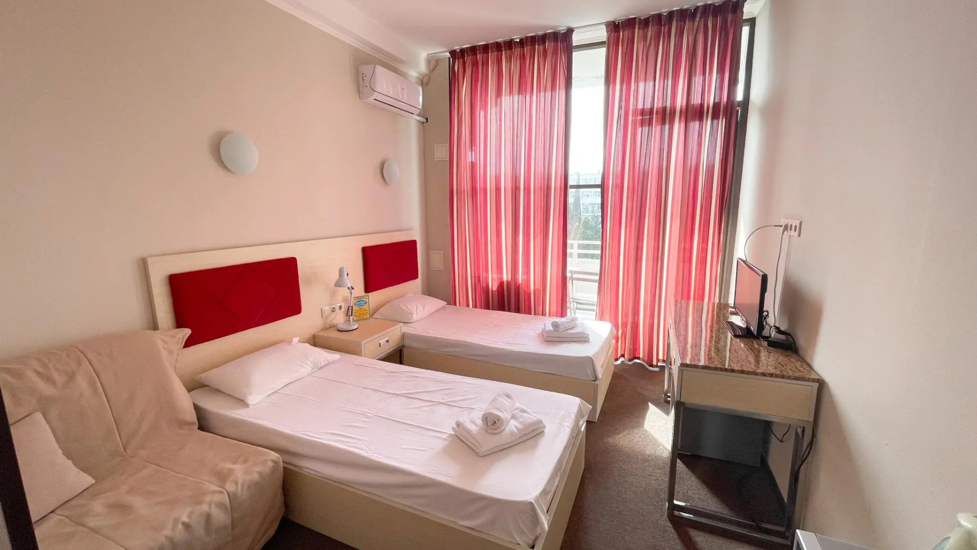 Sunlight Apart Hotel (Санлайт)