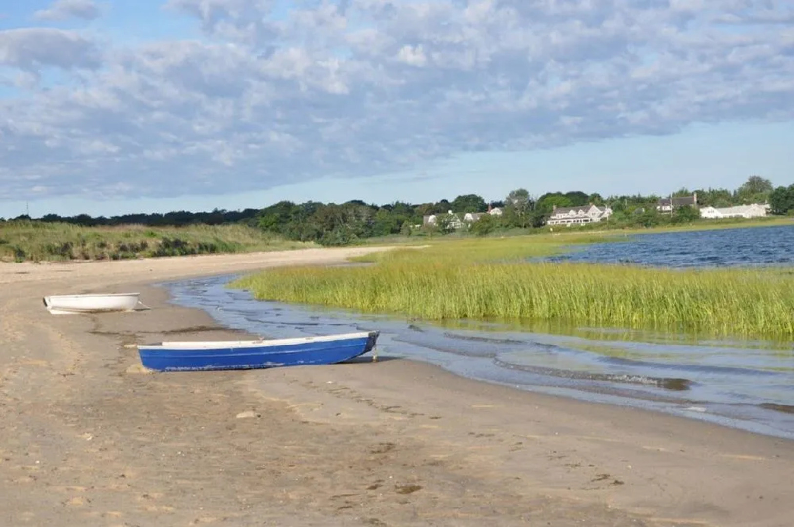 Honeysuckle Hill Inn