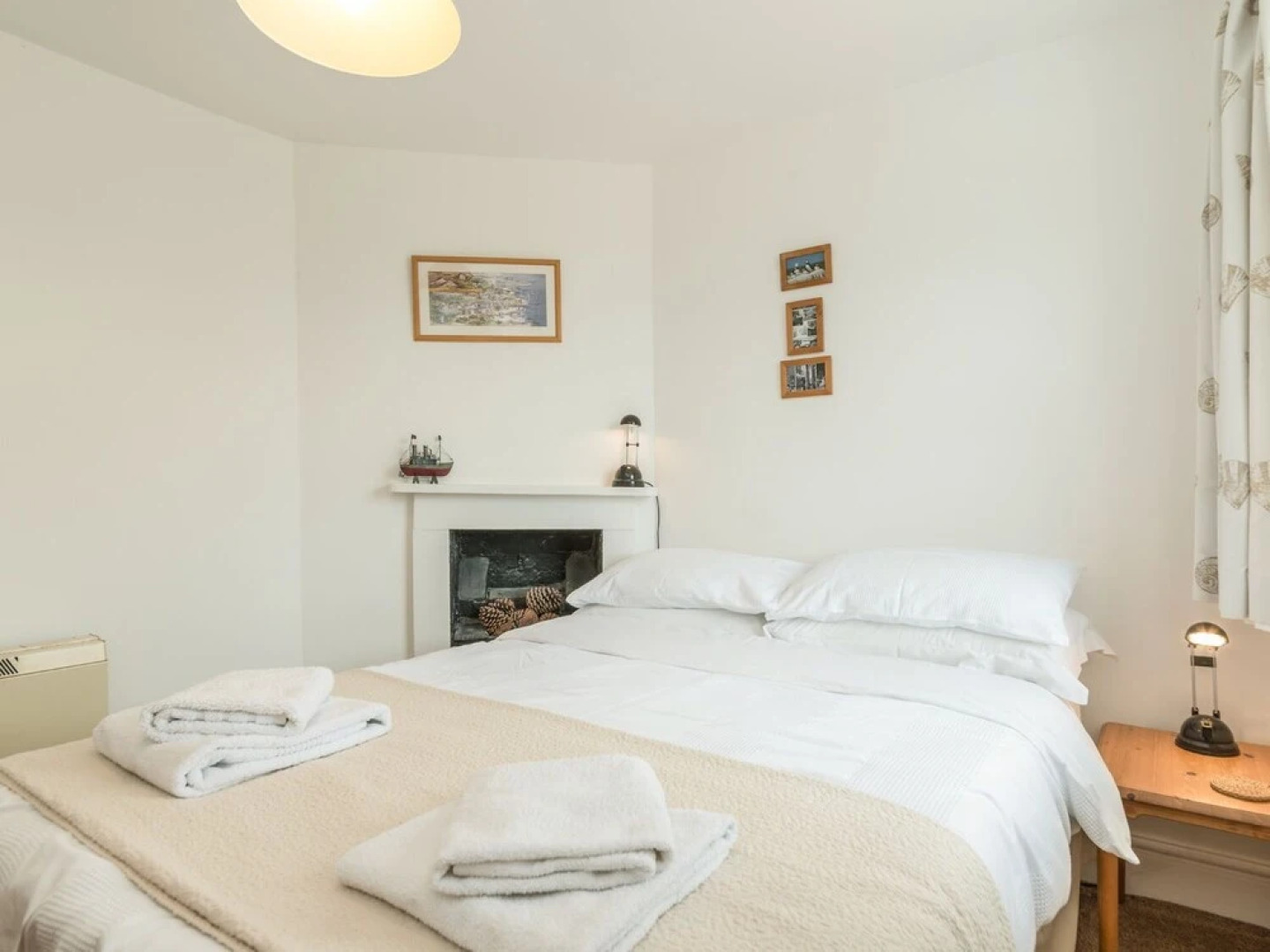 3B Coastguard Cottages