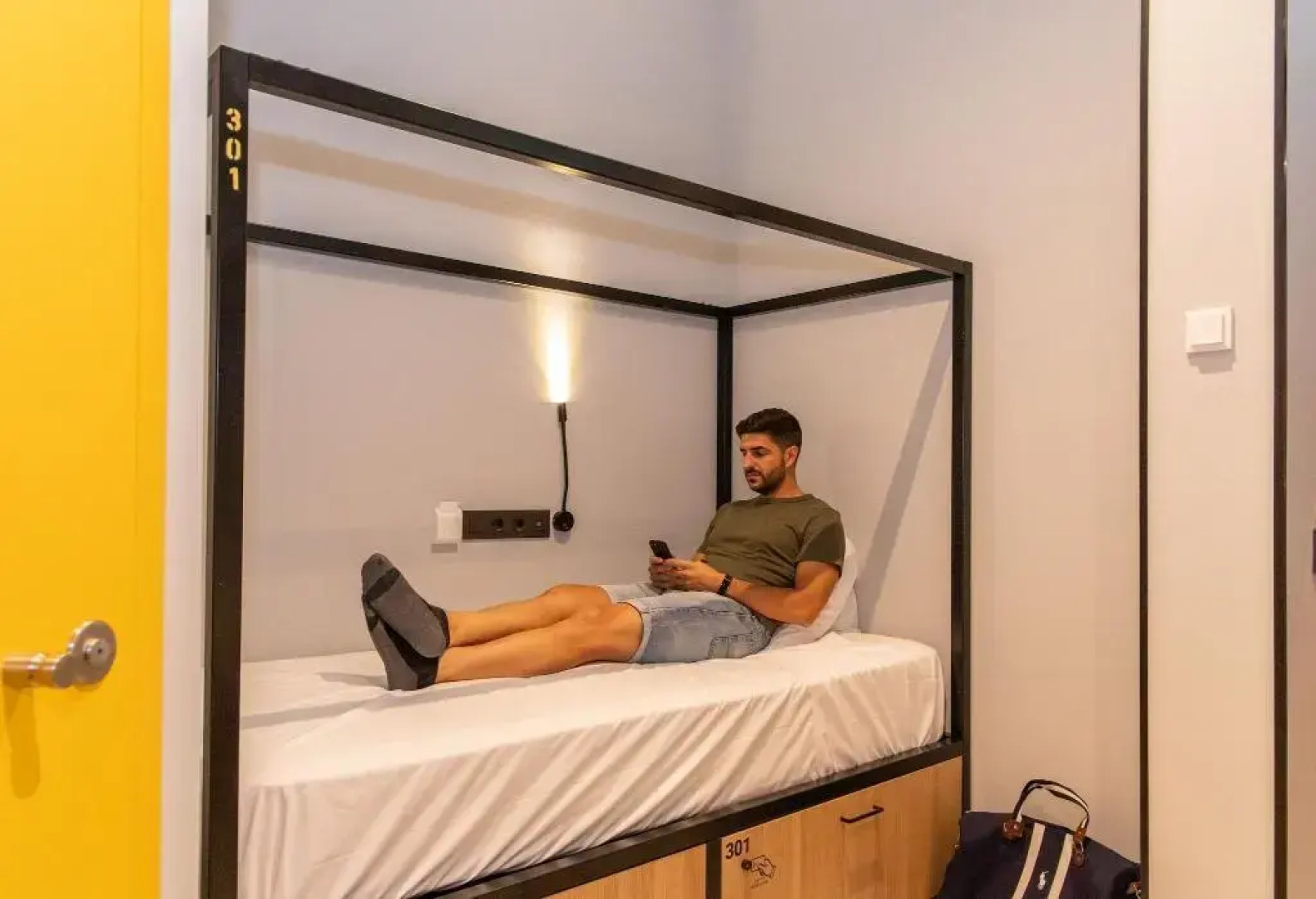 Petit Hostel La Latina - Adults Only