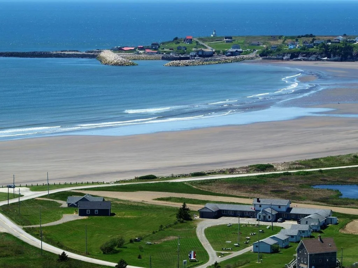 Mavillette Beach Lodge and RV Park