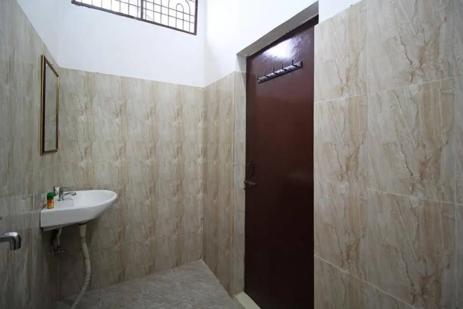 OYO Homes Rohilkhand Dental College