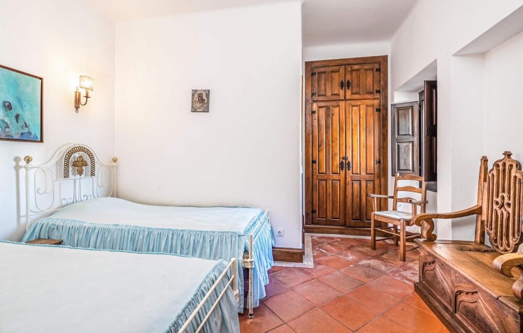 Beautiful Home in Grândola With Wifi and 4 Bedrooms