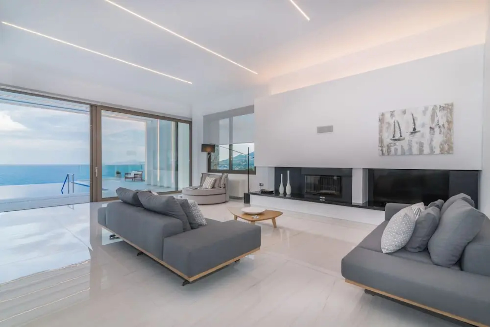 Aurora Villa Luxury Retreat